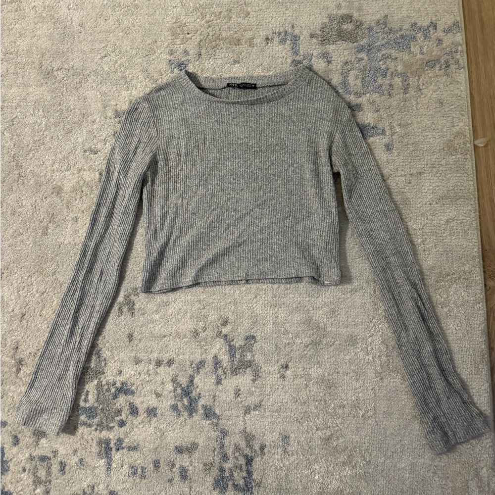 Zara long sleeve gray crop top size S